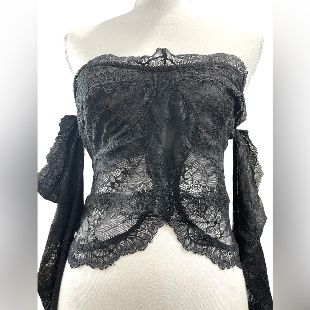 GUESS Zendai Off Shoulder Long Sleeve Lace Black Crop Top Dark Feminine Witchy - Picture 7 of 15